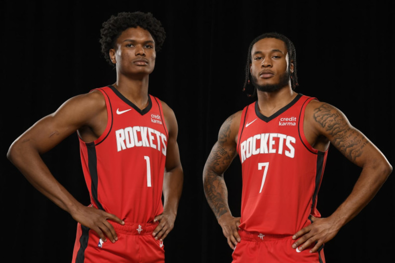 不到24岁！杰伦·约翰逊成为历史上砍下20+15+15最年轻前锋（未满24岁！杰伦·约翰逊成史上最年轻完成20+15+15的前锋）