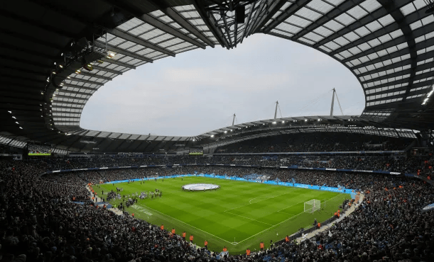 马卡：拉菲尼亚缺阵导致巴萨成绩下滑，他对球队至关重要（马卡报：拉菲尼亚缺席致巴萨战绩受挫，他是球队关键一环）