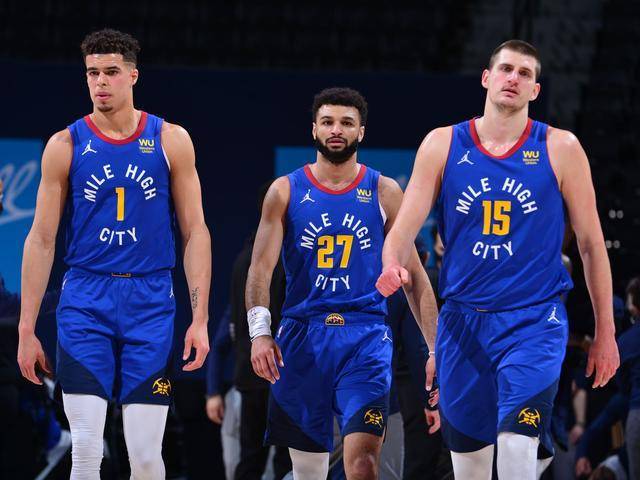 灰熊更新伤病报告：莫兰特等7人缺阵，科沃德出战成疑（灰熊最新伤情：莫兰特等7人缺席，科沃德出战存疑）