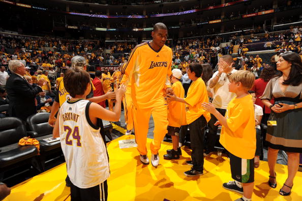 知名装备网站：阿迪达斯将于11月6日发售世界杯球衣，23队谍照泄露（据知名装备网站：阿迪达斯世界杯球衣将于11月6日开售，23队款式谍照曝光）