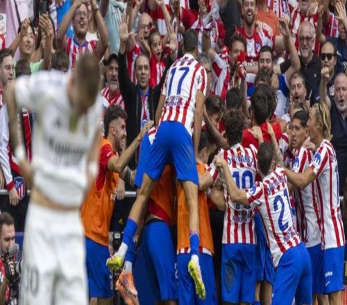 上次英超客战桑德兰，阿森纳依靠吉鲁替补梅开二度4-1胜（英超客场战桑德兰，阿森纳凭吉鲁替补双响4-1告捷）