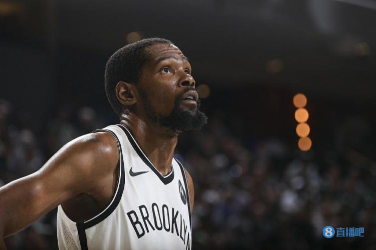 法甲半场：爱德华破门，朗斯1-0尼斯（半场战报：爱德华建功，朗斯暂1-0领先尼斯）