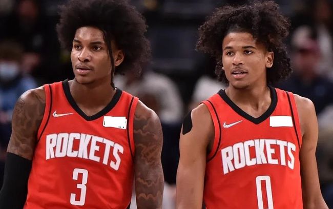 记者：赫拉德-马丁归队参加训练，将入选对阵奥萨苏纳的名单（记者：赫拉德-马丁归队合练，将进入对阵奥萨苏纳大名单）