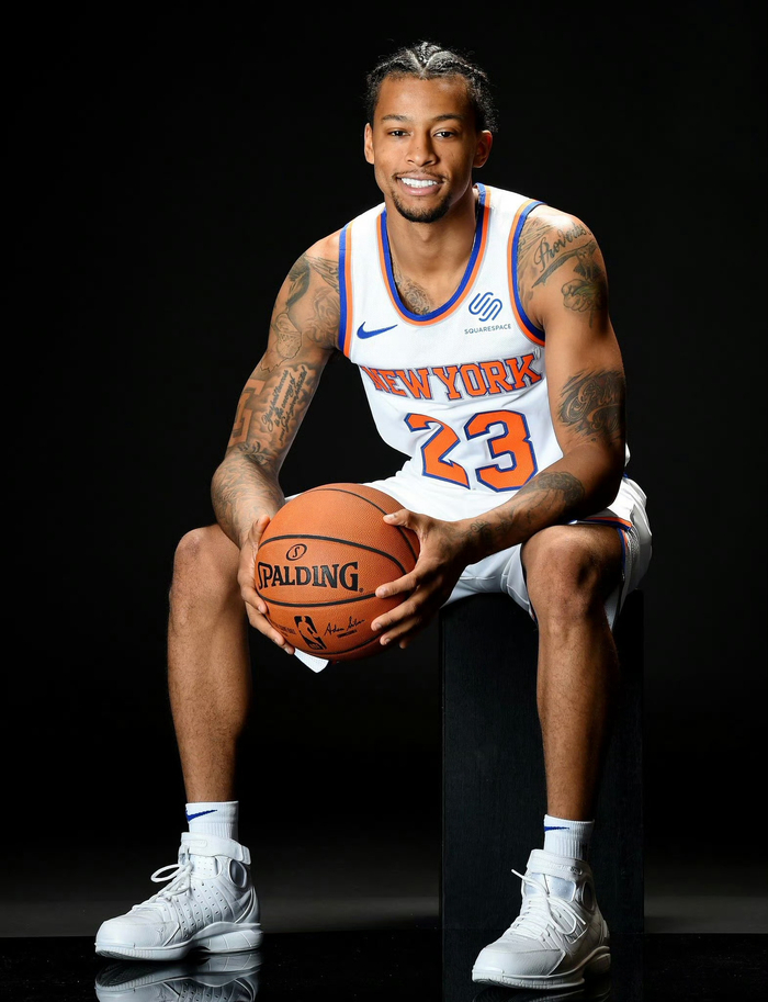 世体：巴萨已基本敲定阿卜杜勒卡里姆，他将在冬窗加盟二队（《世体》：巴萨基本锁定阿卜杜勒-卡里姆，冬窗将加盟B队）