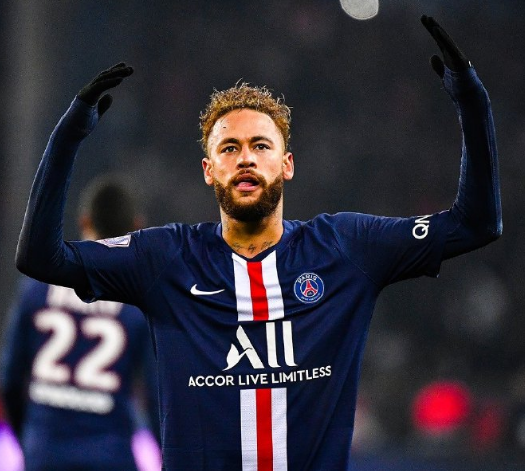 WCBA今日综述：广东豪取四连胜 新疆5人得分上双终止连败（WCBA今日回顾：广东斩获四连胜 新疆五人上双止住连败）