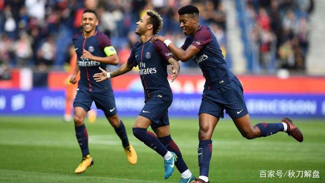 2次，阿劳霍是欧冠改制以来染红次数并列最多的巴萨球员（阿劳霍两次染红，追平欧冠改制后巴萨红牌最多纪录）