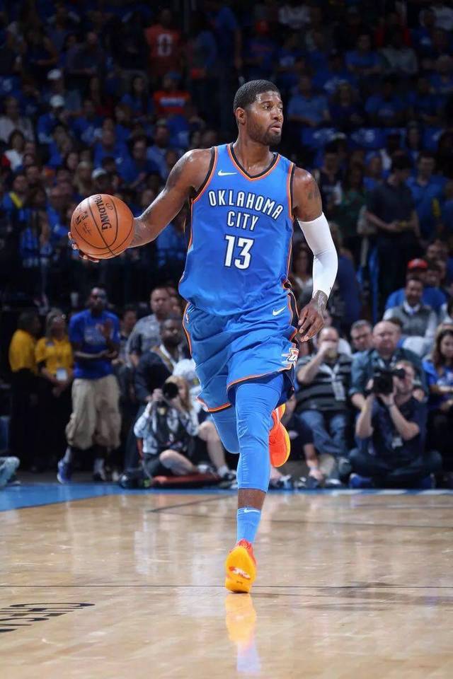 巴萨21世纪10大球星：梅西第1 埃托奥第10（21世纪巴萨十大球星榜：梅西第一，埃托奥第十）