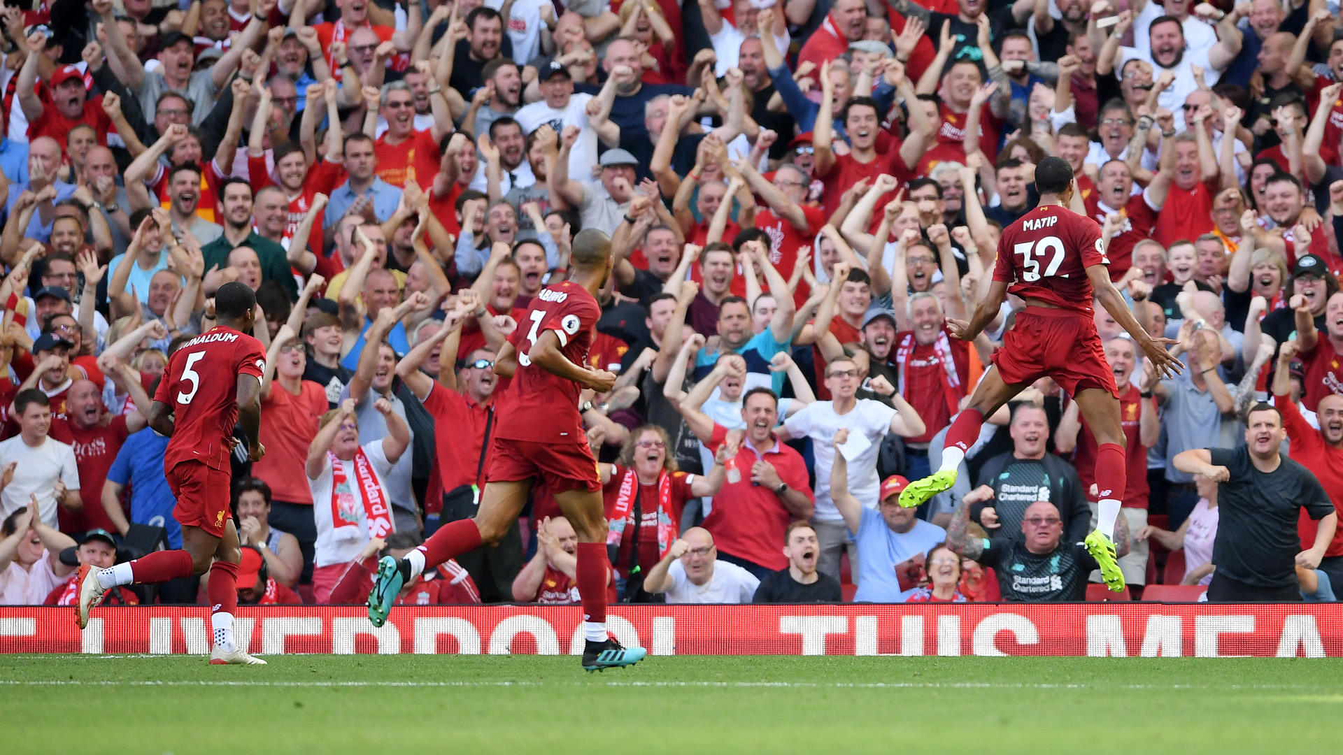 上次英超客战桑德兰，阿森纳依靠吉鲁替补梅开二度4-1胜（阿森纳上次英超做客桑德兰，替补吉鲁梅开二度助队4-1取胜）