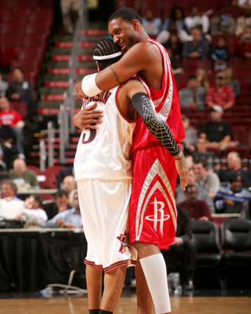 记者：德国足协内部有让诺伊尔回归的声音，需要纳帅主动出面（记者称德足协内部呼吁诺伊尔回归，仍需纳帅亲自出面推动）