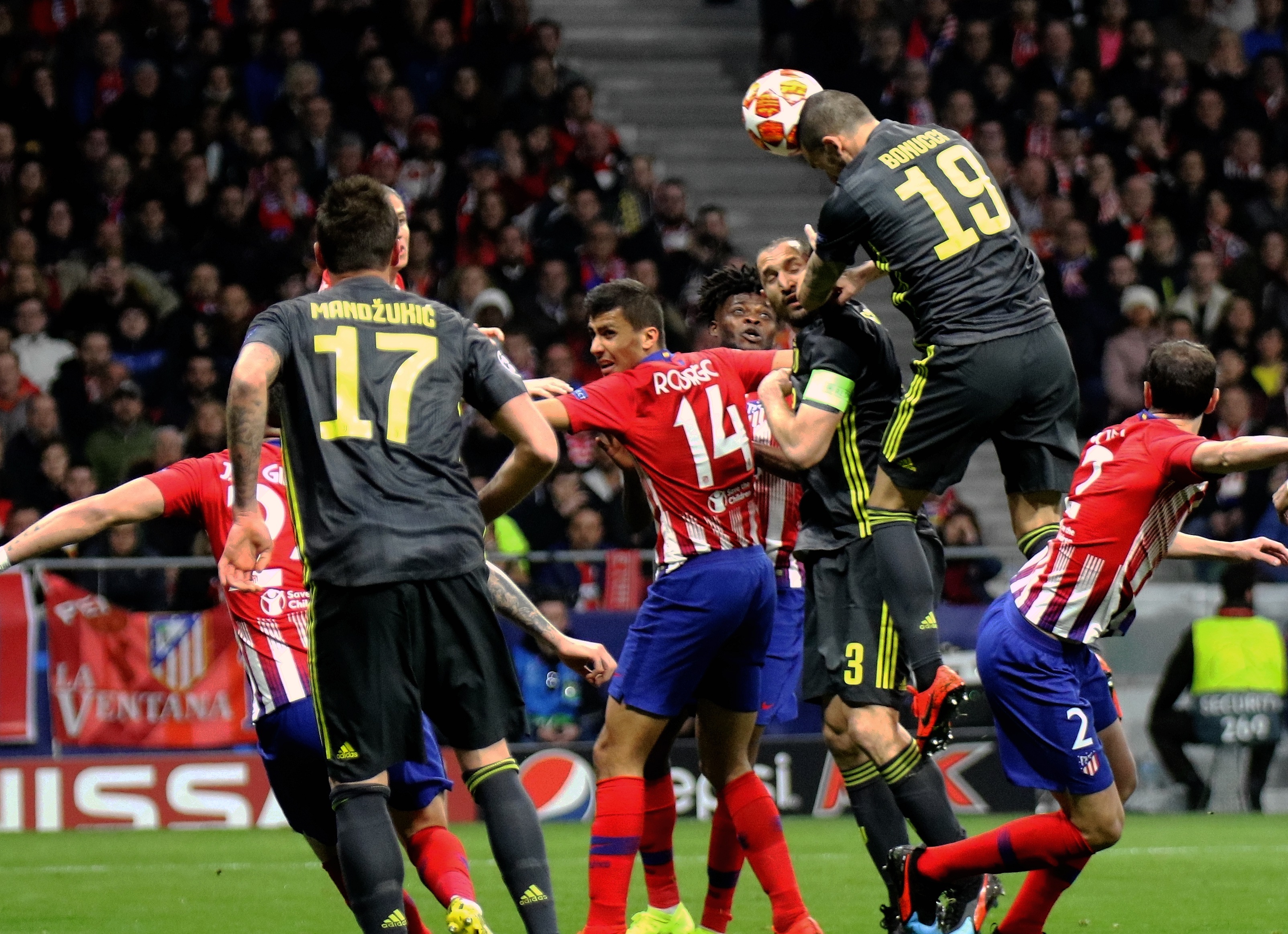 给老大哥先打个样？欧青联国米5-0狂胜利物浦（欧青联：国米5-0横扫利物浦，先替一线队立威？）