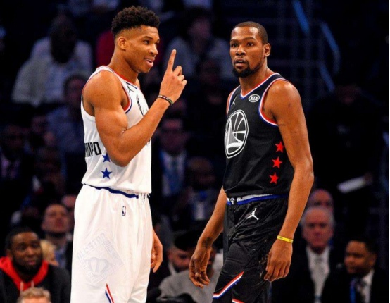 韩K联半场：白栋圭疑似手球未判点，富川FC暂0-0水原FC（韩职联半场战报：白栋圭疑似手球未判点，富川FC与水原FC互交白卷）