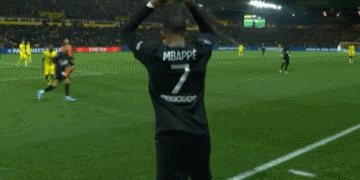 巴萨官方：欧冠对法鹰将检查穿客队球衣者身份，排除非法购票（巴萨官宣：欧冠战法鹰将核验穿客队球衣者身份，严查非法购票）